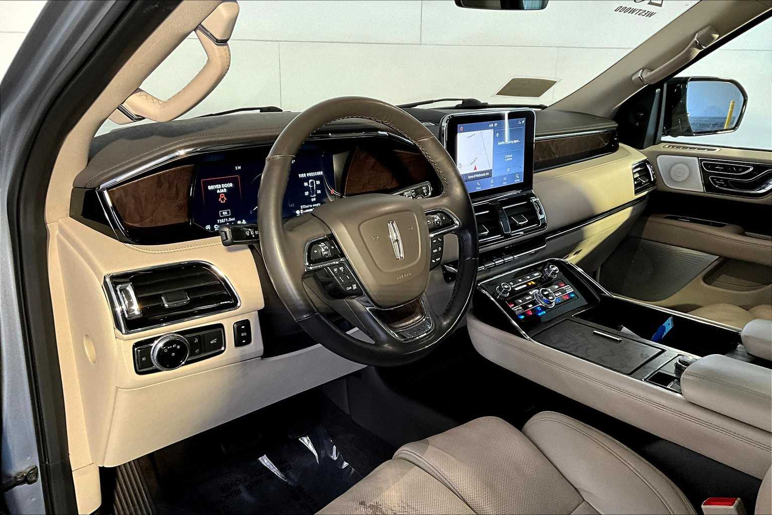 2020 Lincoln Navigator Reserve photo 17