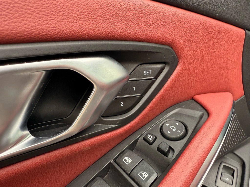 2024 Bmw 330i photo 13