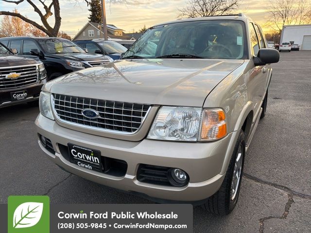 2005 Ford Explorer Limited's photo