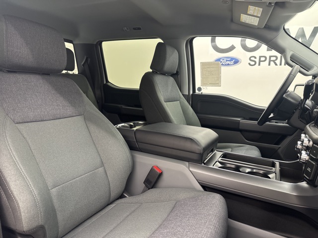 2025 Ford F-150 XLT photo 28