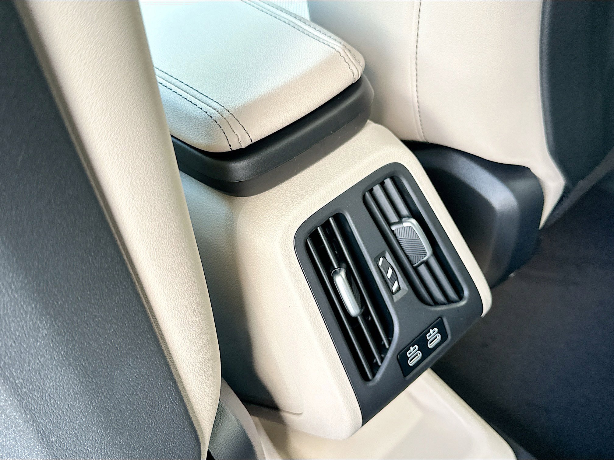 2025 Bmw X1 XDrive28i photo 19