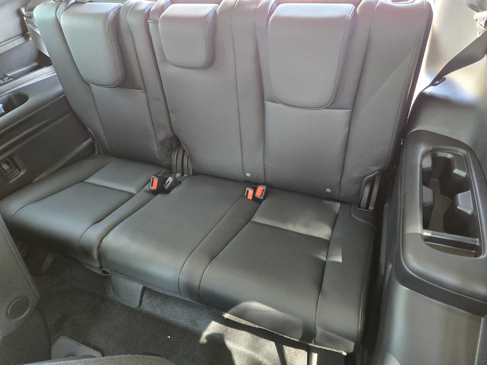 2025 Subaru Ascent Onyx Edition Touring photo 17