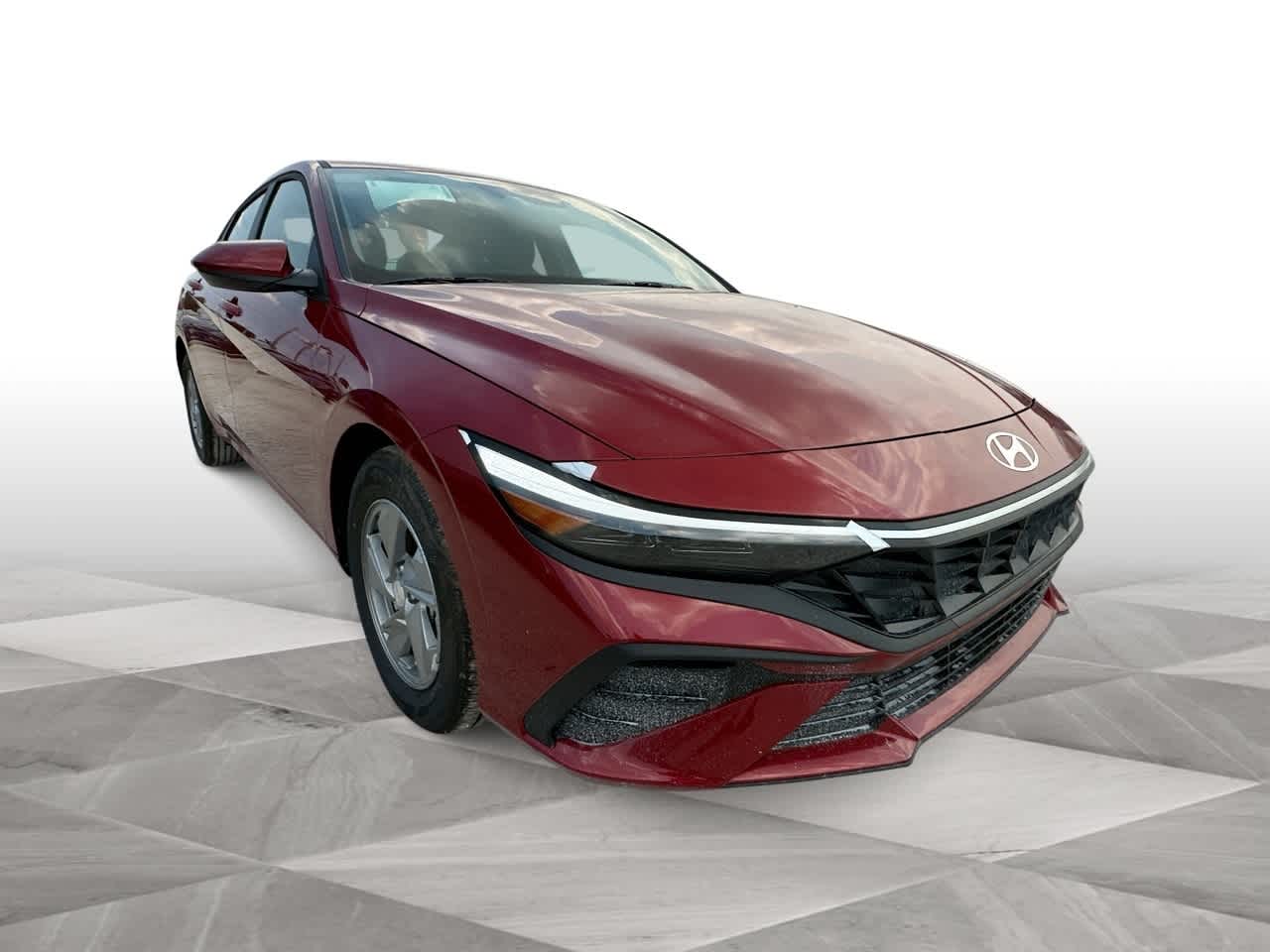 2025 Hyundai Elantra SE photo 2