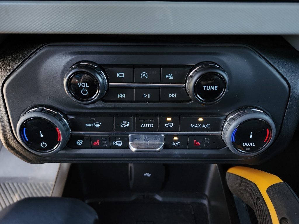 2022 Ford Bronco Badlands photo 13