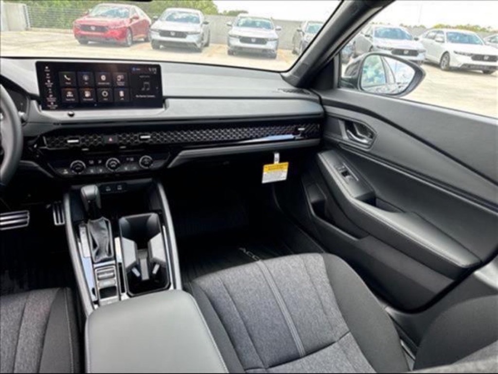 2025 Honda Accord Hybrid Sport photo 14