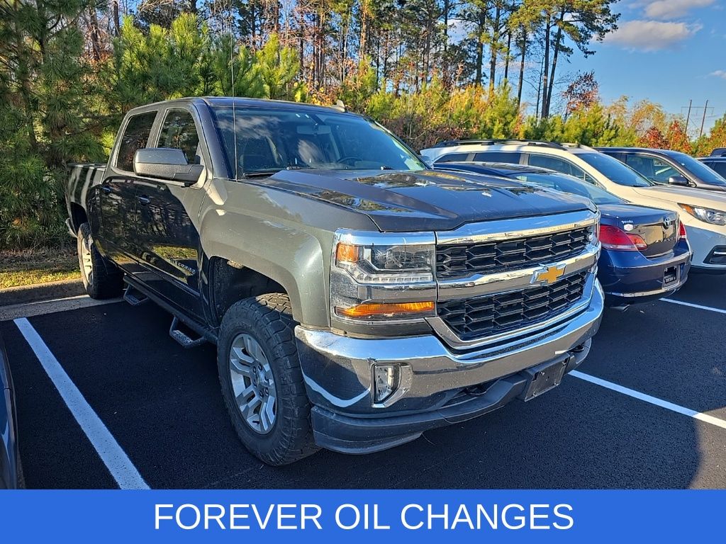 2018 Chevrolet Silverado 1500 LT photo 2