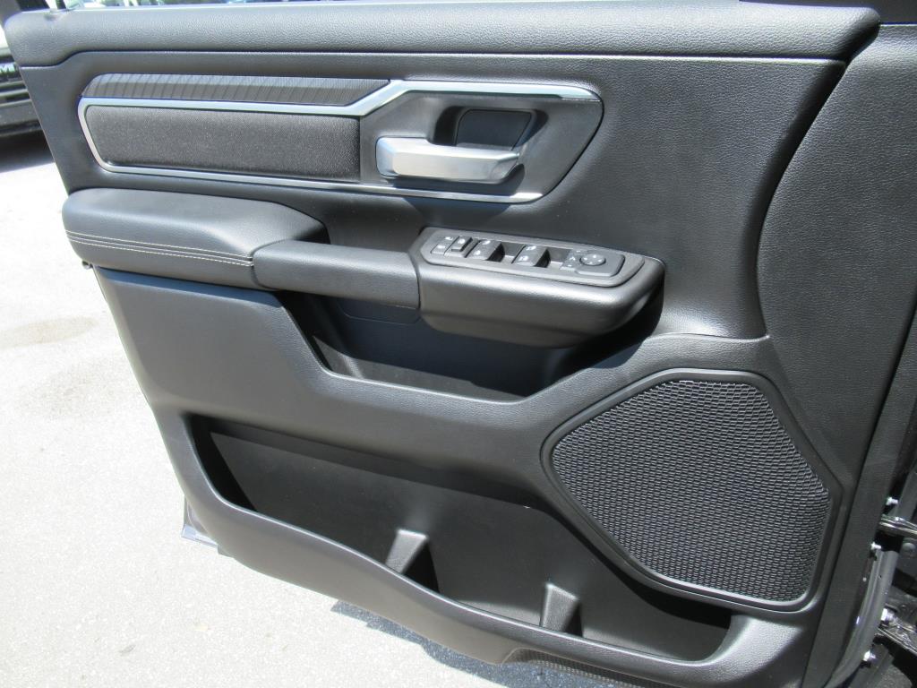 2025 Ram 1500 Big Horn Lone Star photo 25