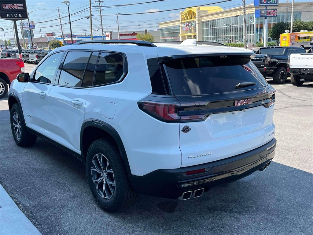 2026 Gmc Acadia AT4 photo 2
