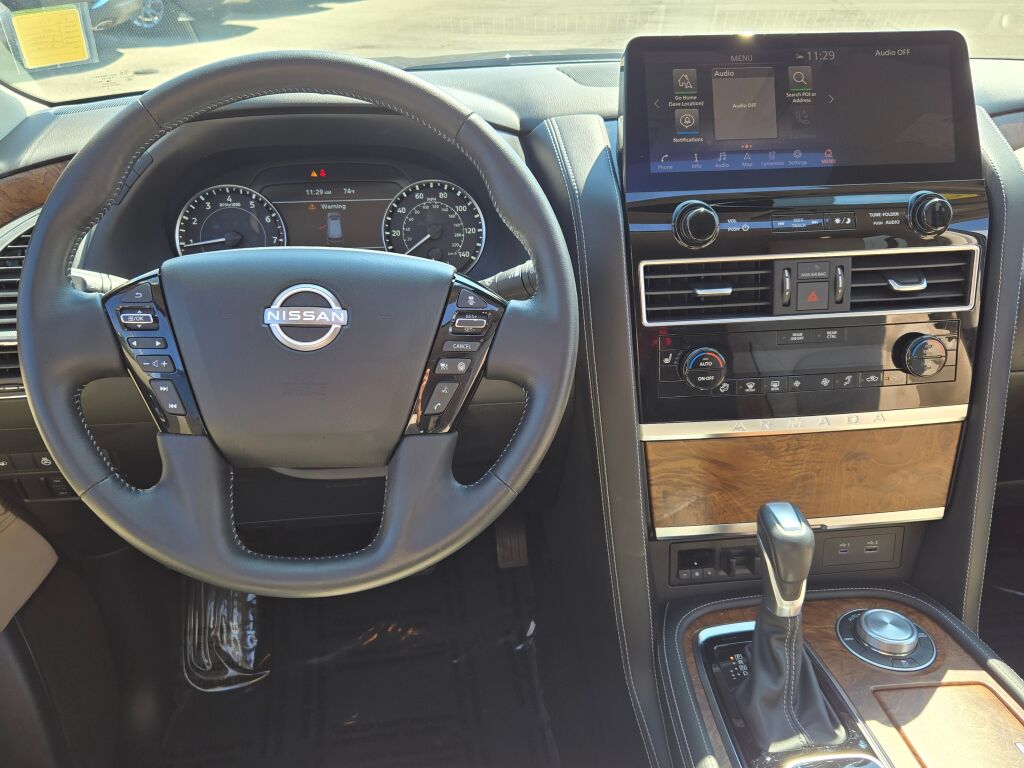 2024 Nissan Armada SL photo 15