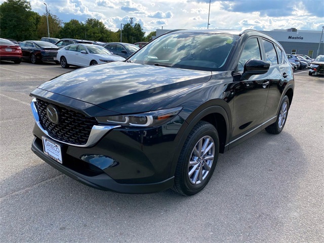 2023 Mazda CX-5 2.5 S Preferred photo 8