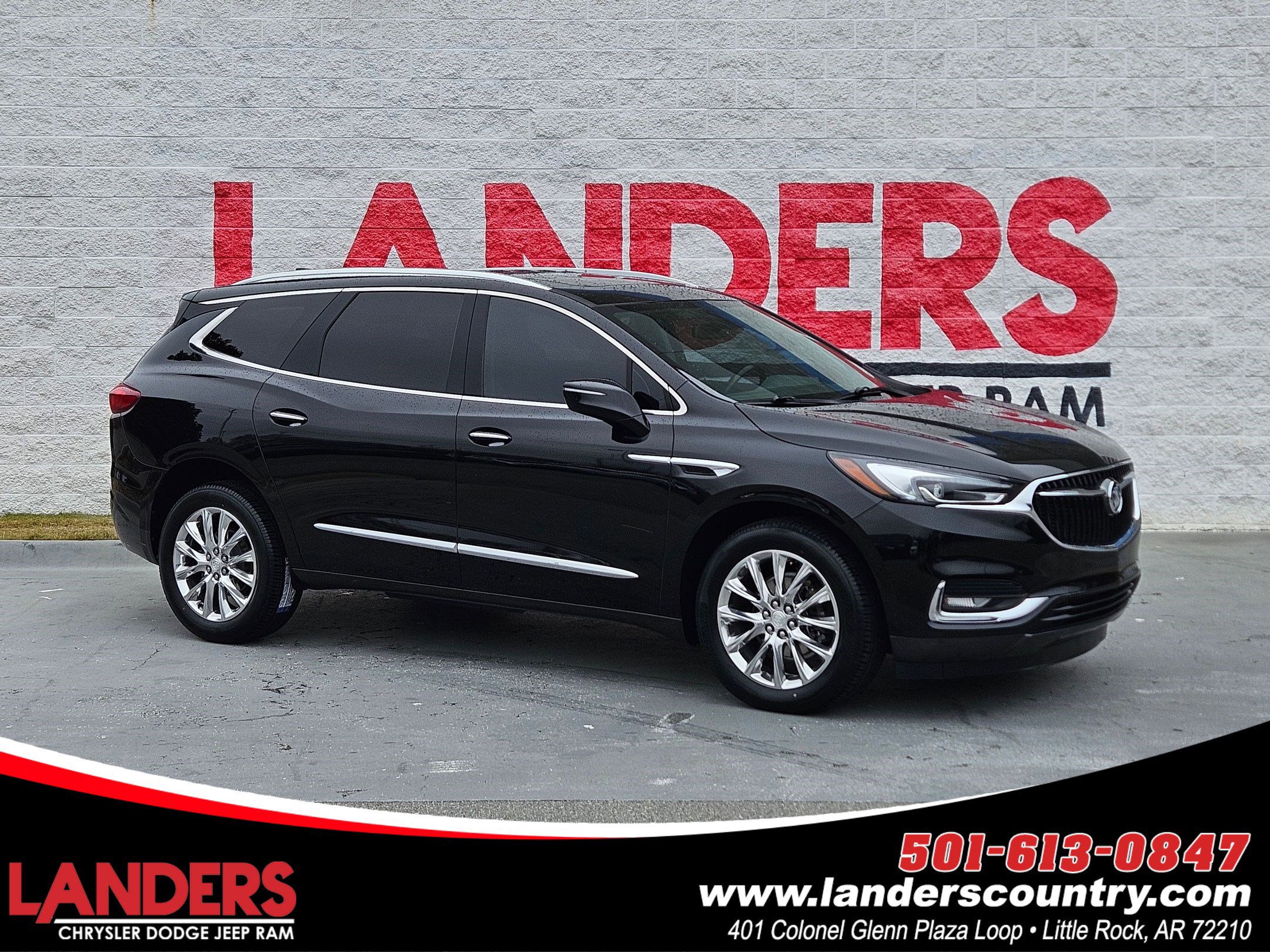 2021 Buick Enclave Essence's photo