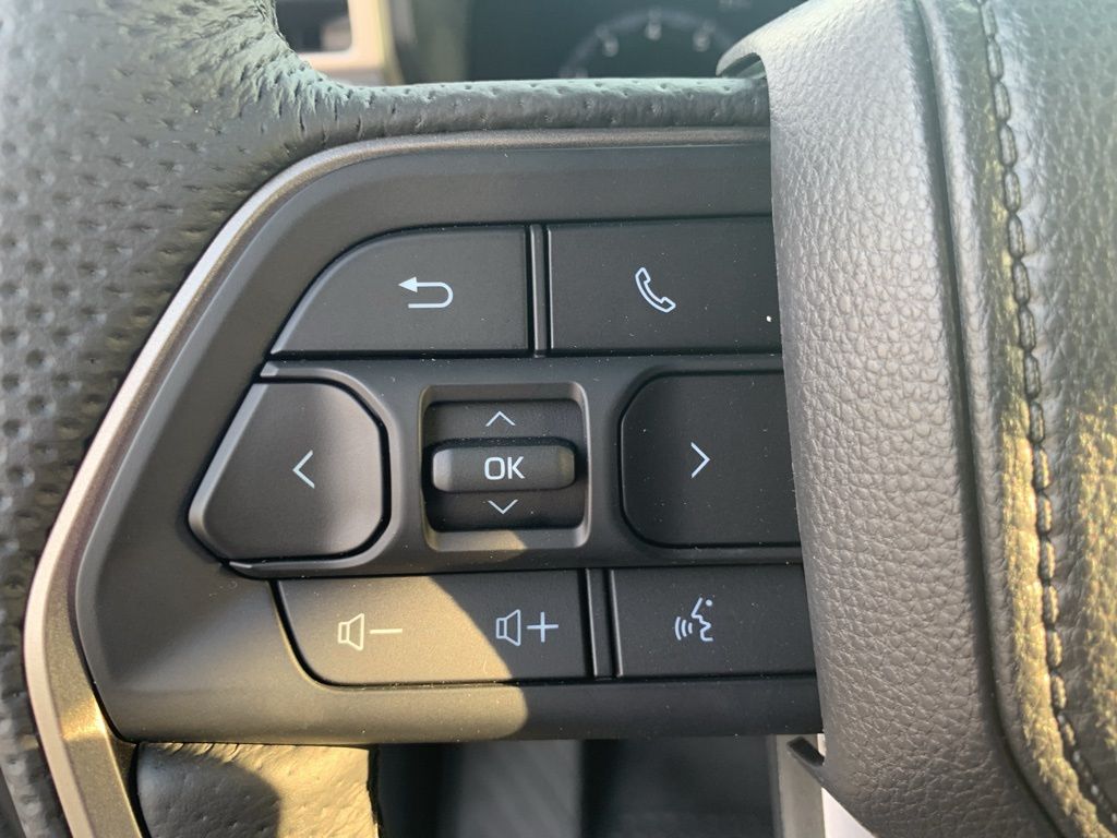 2025 Toyota Tacoma TRD Off-Road Double Cab photo 24