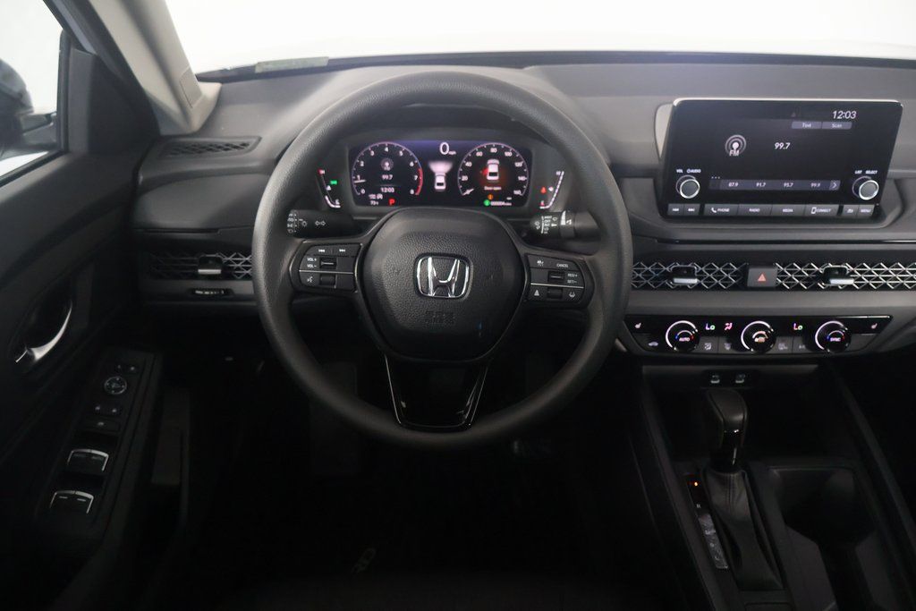 2025 Honda Accord SE photo 3