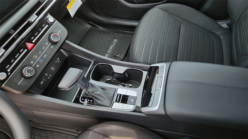 2025 Hyundai Santa Cruz SE photo 21