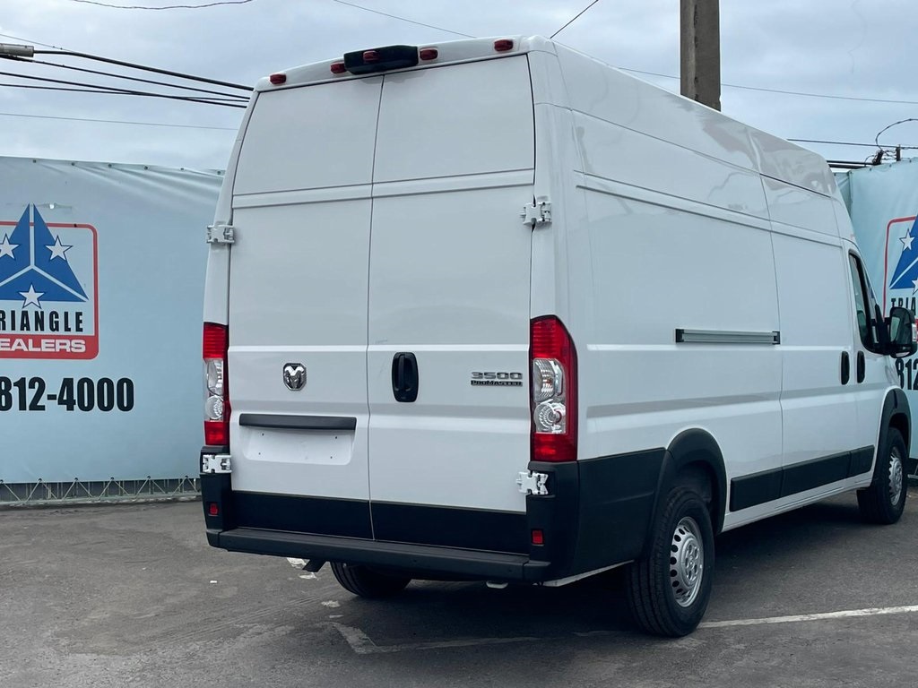 2025 Ram ProMaster 3500 Cargo Van photo 4