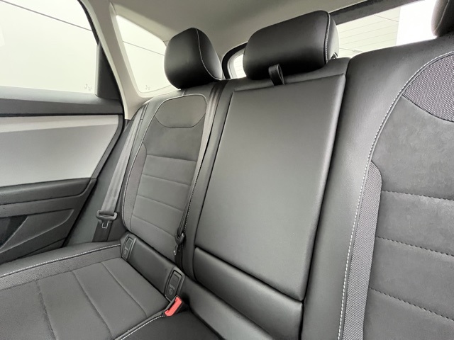 2022 Volkswagen Taos SE photo 43
