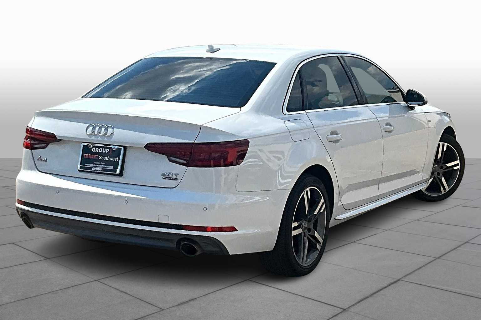 2018 Audi A4 Premium Plus photo 12