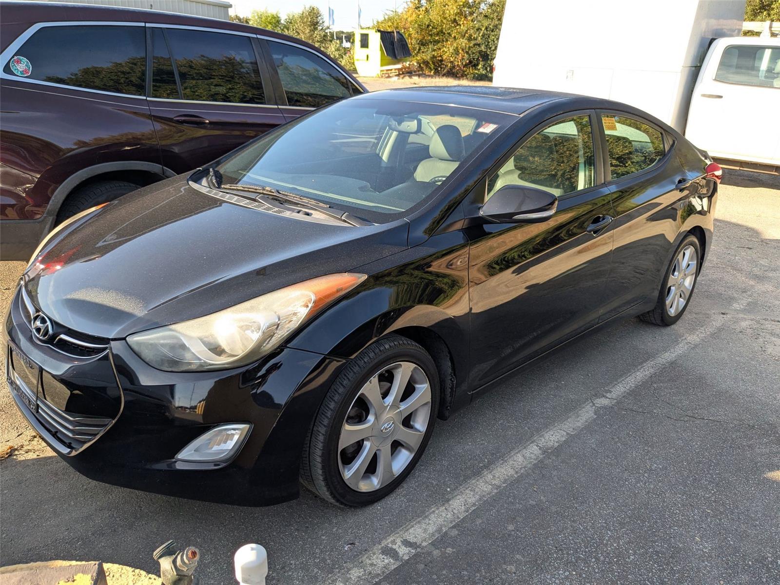 2013 Hyundai Elantra Limited photo 3