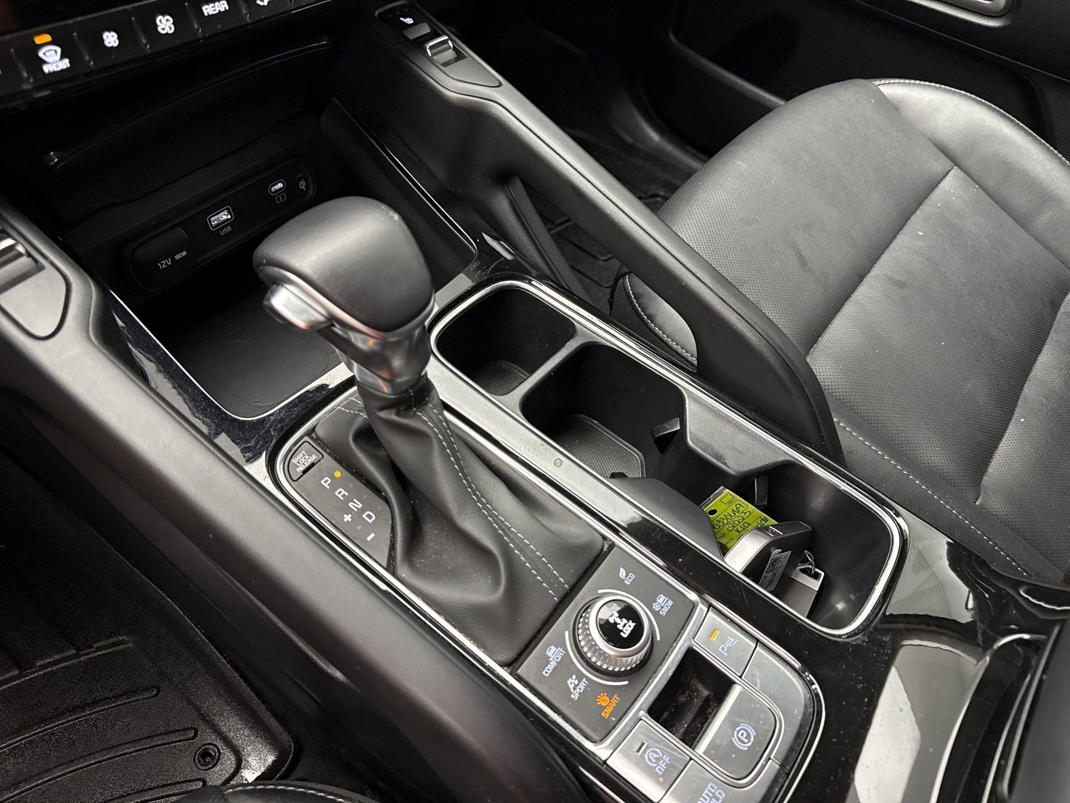 2023 Kia Telluride S photo 18