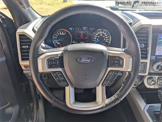 2020 Ford F-150 Lariat photo 14
