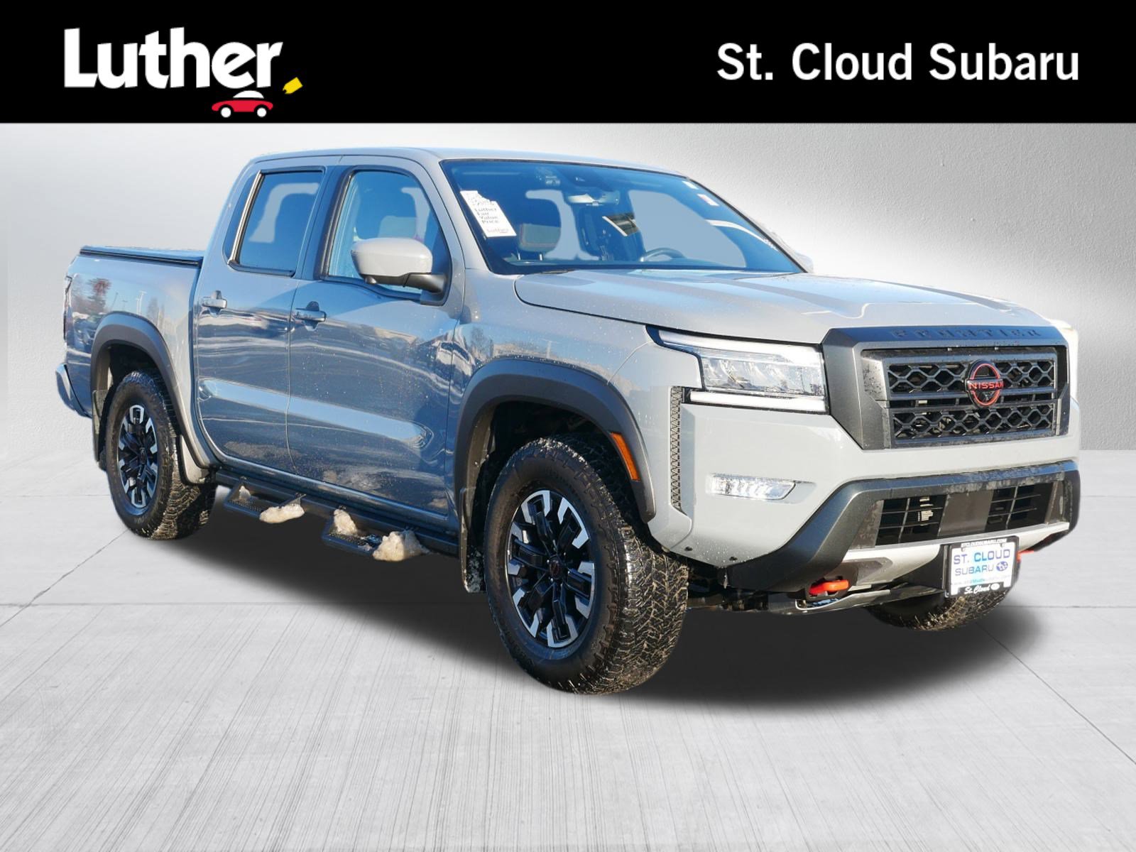 2023 Nissan Frontier PRO-4X's photo