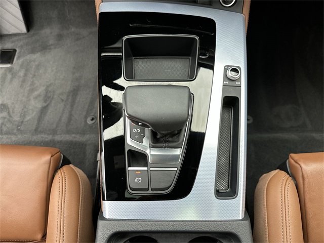 2025 Audi Q5 45 S line Premium Plus photo 11