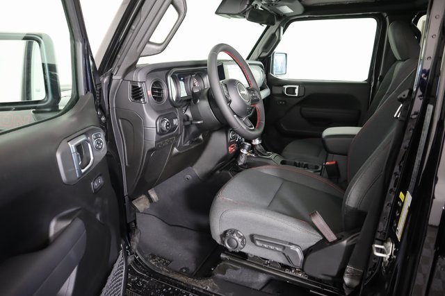 2025 Jeep Gladiator Rubicon photo 9