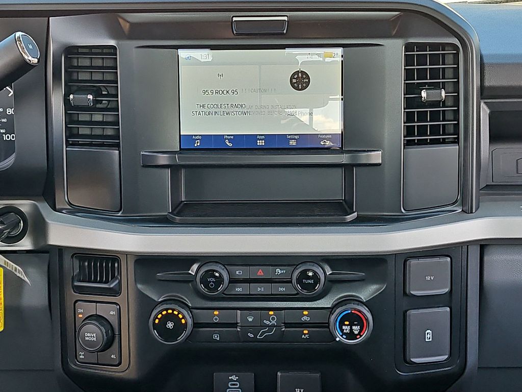 2025 Ford F-350 photo 43
