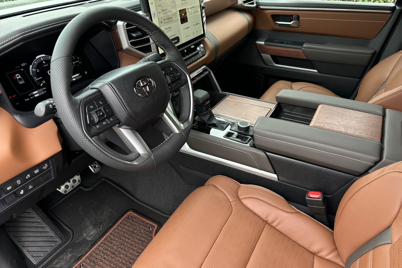2025 Toyota Tundra 1794 Edition CrewMax photo 10