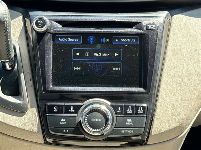 2015 Honda Odyssey Touring photo 27
