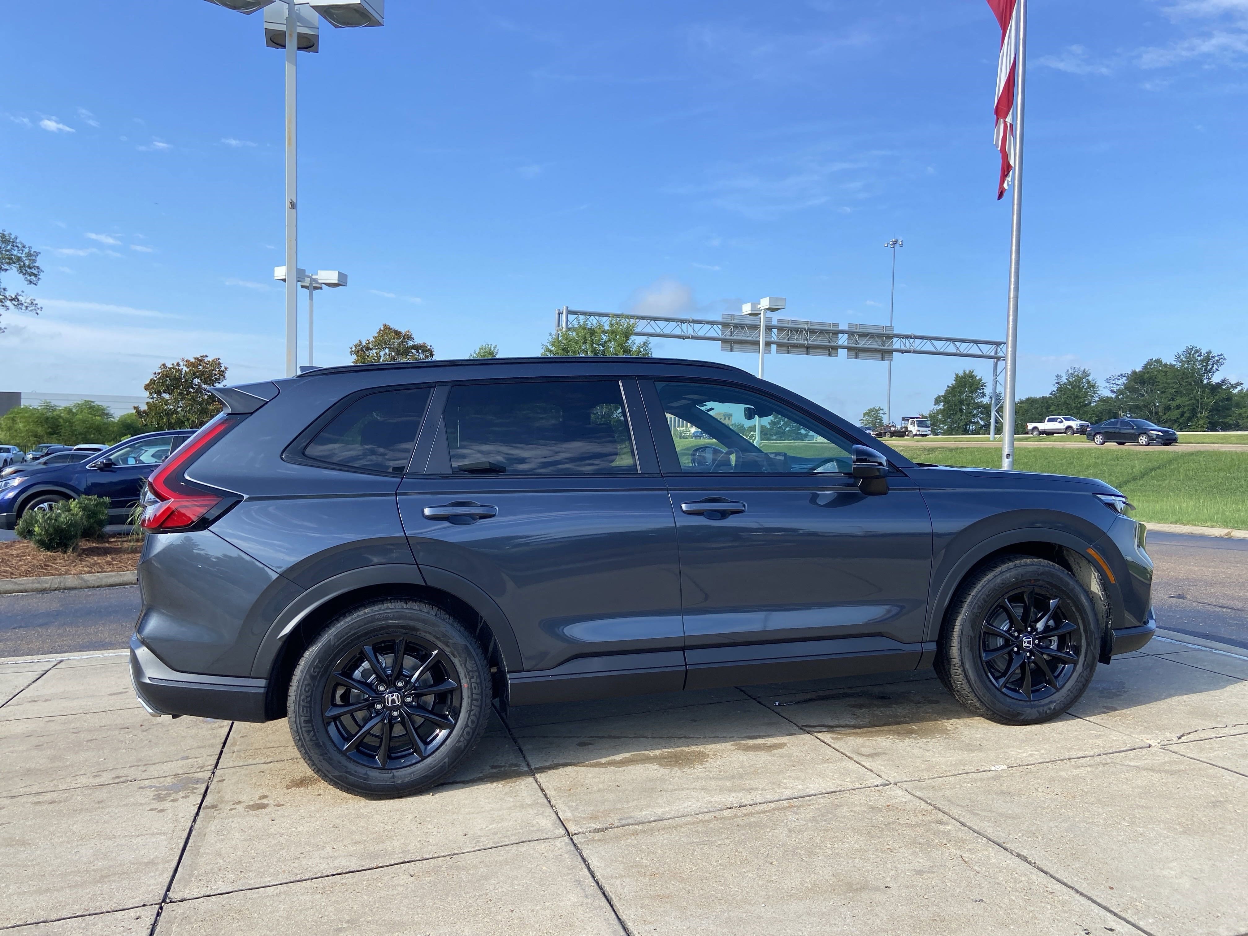 2026 Honda CR-V Hybrid Sport-L photo 7