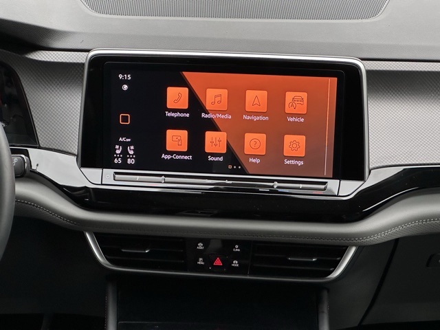 2024 Volkswagen Atlas Peak Edition SE Technology photo 4