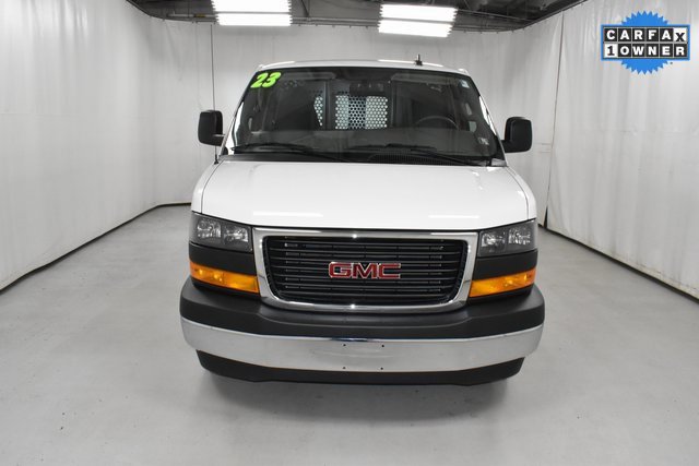 2023 Gmc Savana Cargo 2500 photo 2