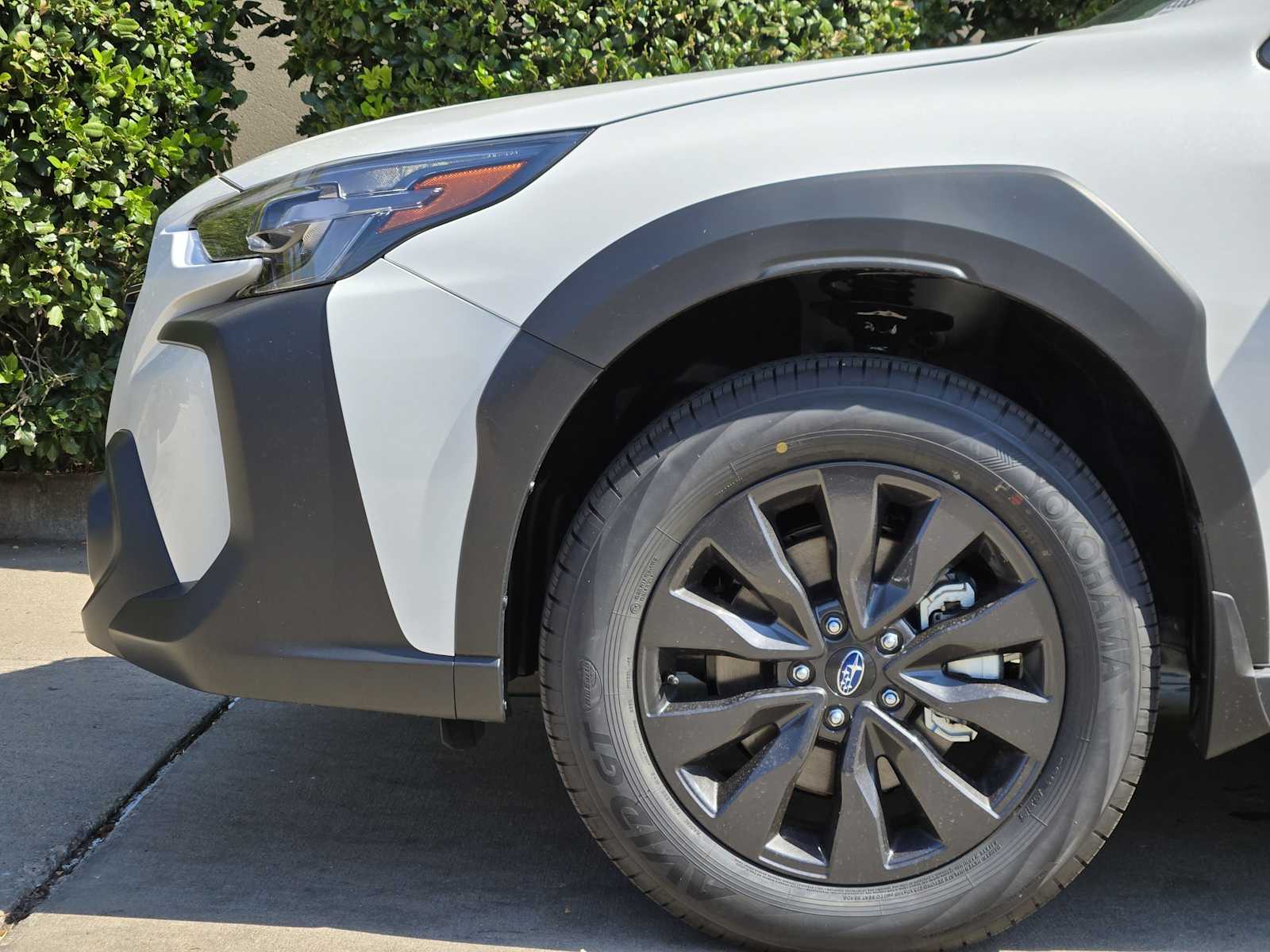 2025 Subaru Outback Onyx Edition photo 3