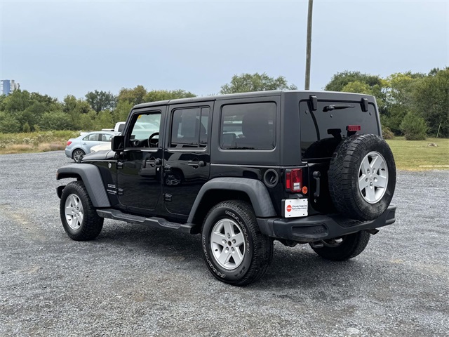 2018 Jeep Wrangler Unlimited Willys Wheeler photo 21