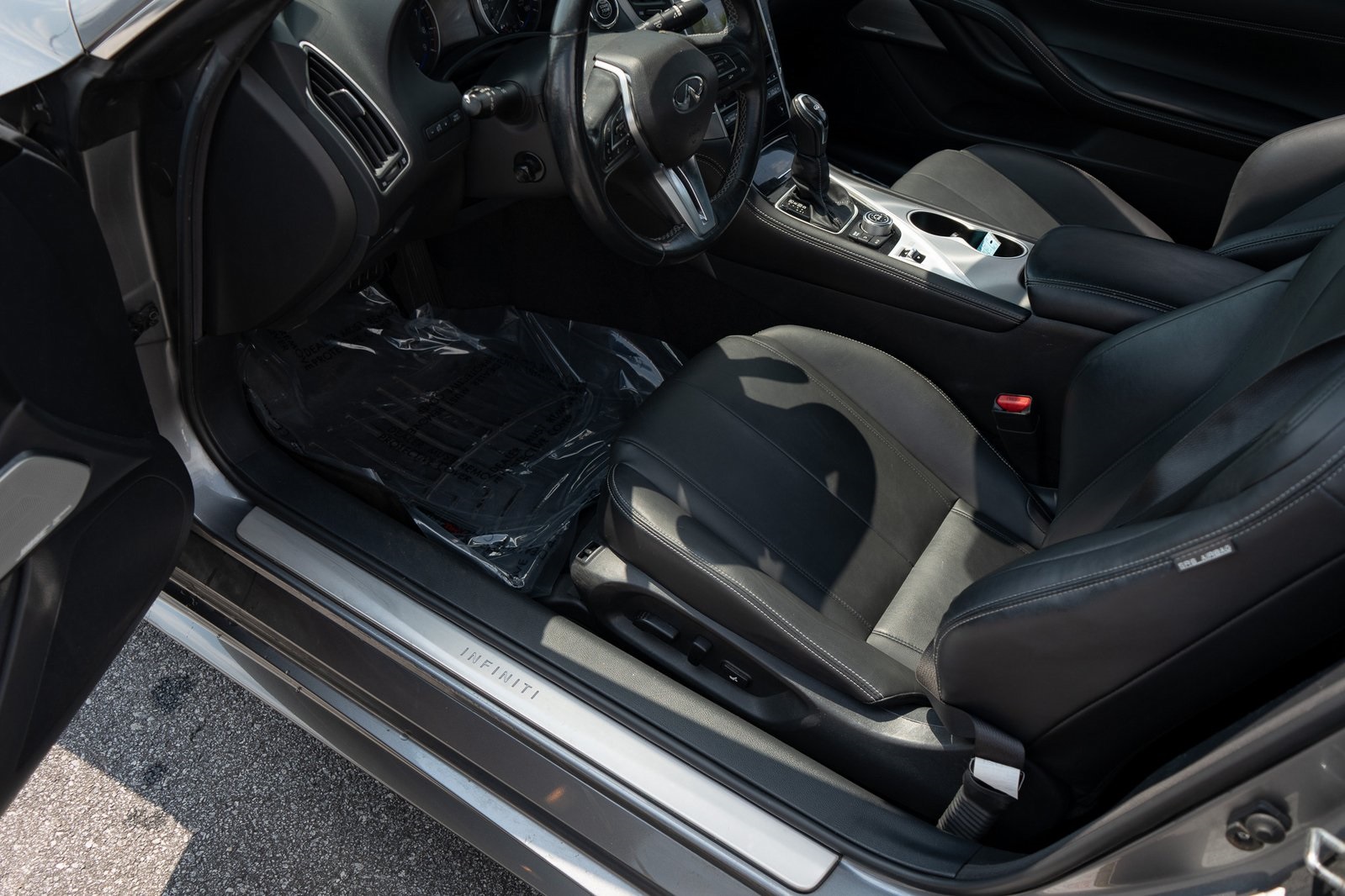 2018 Infiniti Q60 3.0t Luxe photo 16