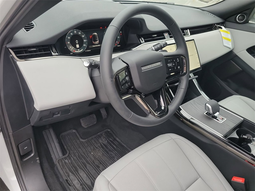 2026 Land Rover Range Rover Evoque S photo 19