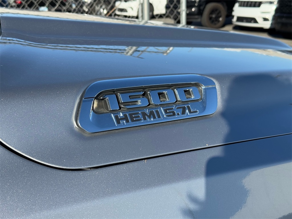 2019 Ram 1500 Big Horn Lone Star photo 3