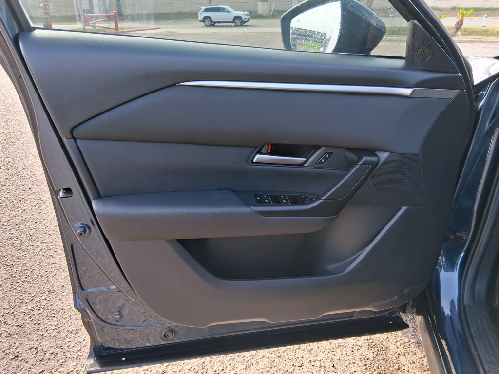 2023 Mazda CX-50 2.5 Select photo 4