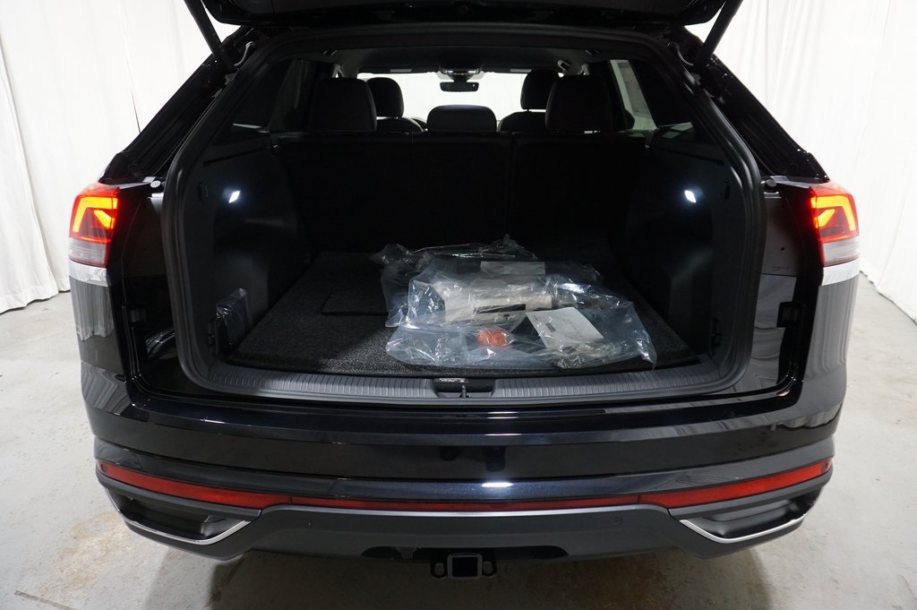 2025 Volkswagen Atlas Cross Sport SE Technology photo 26