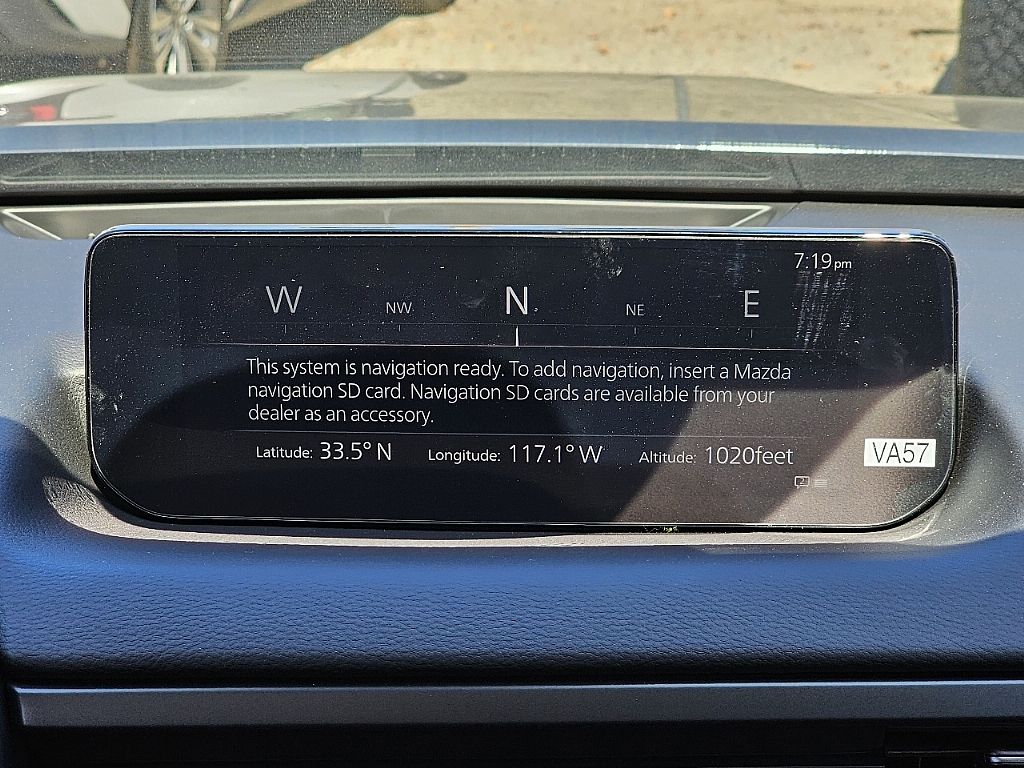 2025 Mazda CX-50 Premium photo 33