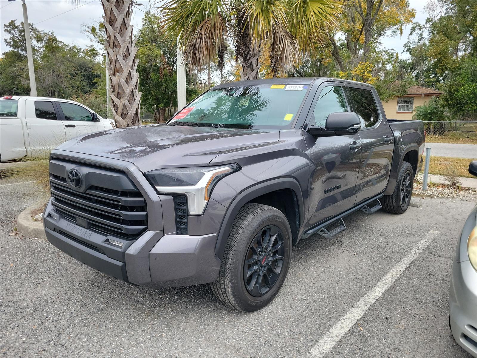 2022 Toyota Tundra SR5's photo