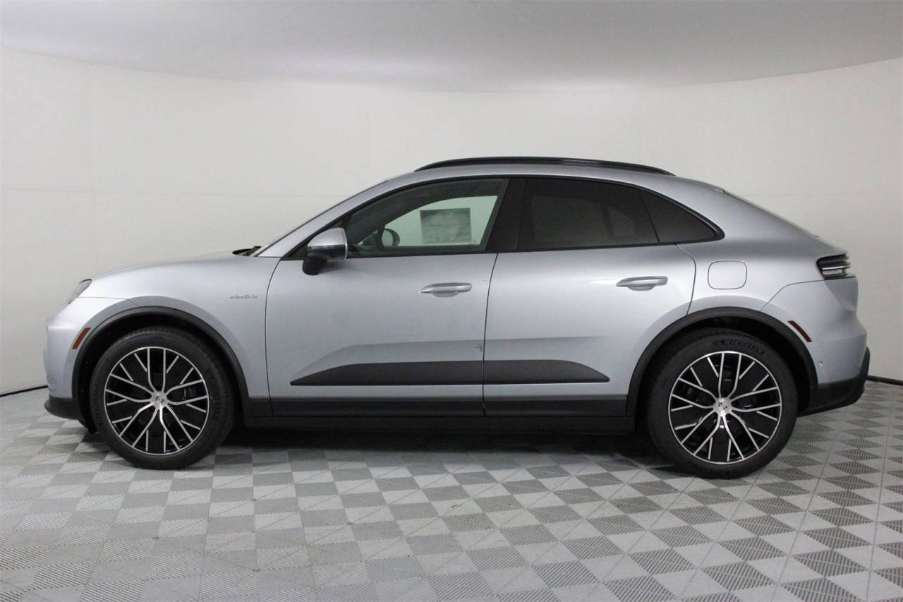 Certified 2025 Porsche Macan Base with VIN WP1AD2XA6SL077066 for sale in Pasadena, CA