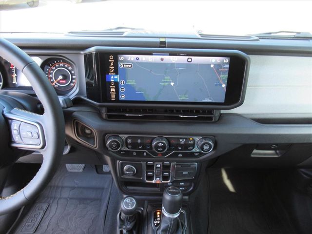 2024 Jeep Gladiator Sport S photo 21