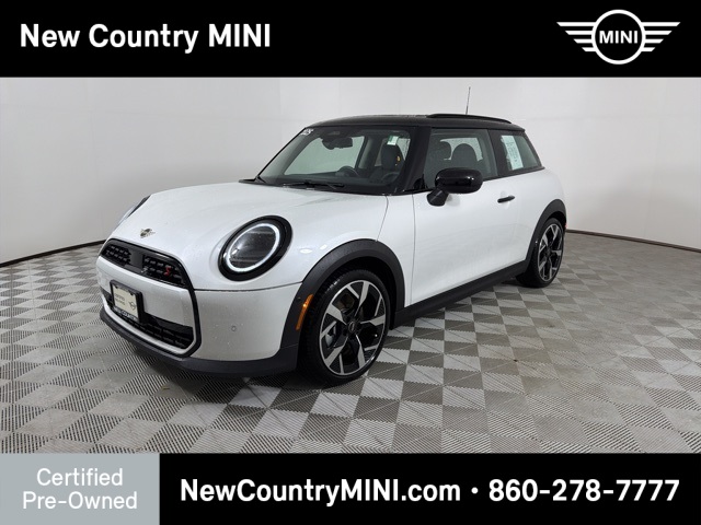 2025 Mini Cooper Hardtop 2 Door Signature photo 3