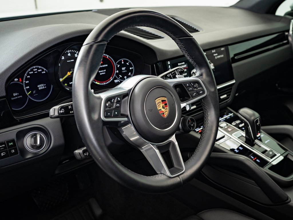 2021 Porsche Cayenne E-Hybrid photo 4