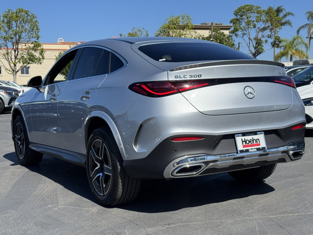 2026 Mercedes Benz GLC 300 4MATIC photo 4