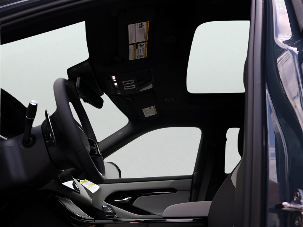 2026 Land Rover Range Rover Evoque Dynamic SE photo 31
