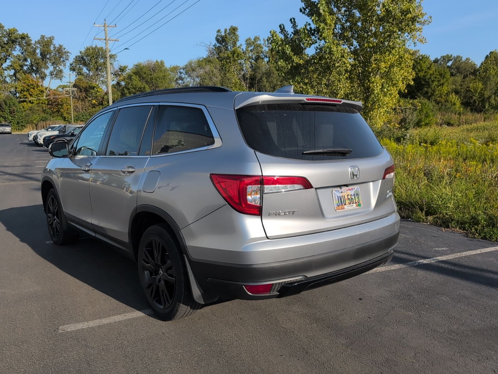 2022 Honda Pilot Special Edition photo 3
