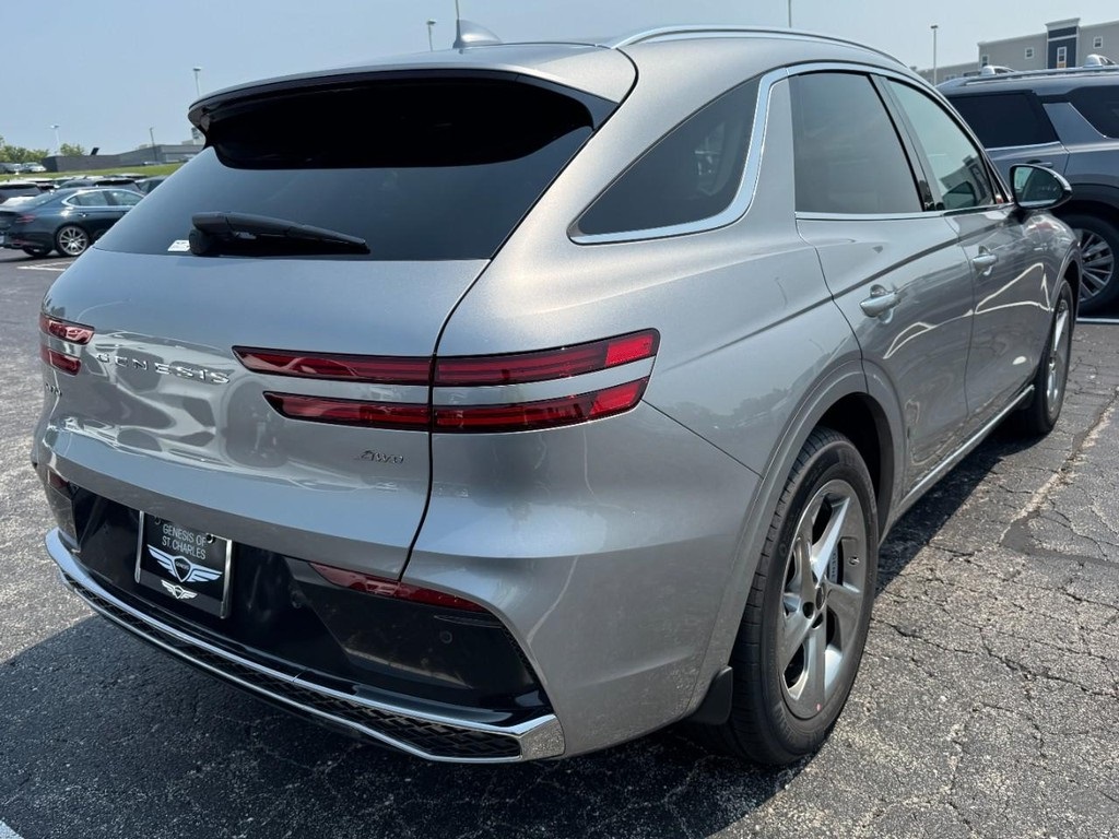 2026 Genesis GV70 2.5T Select photo 3